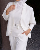 COZY AND WHITE